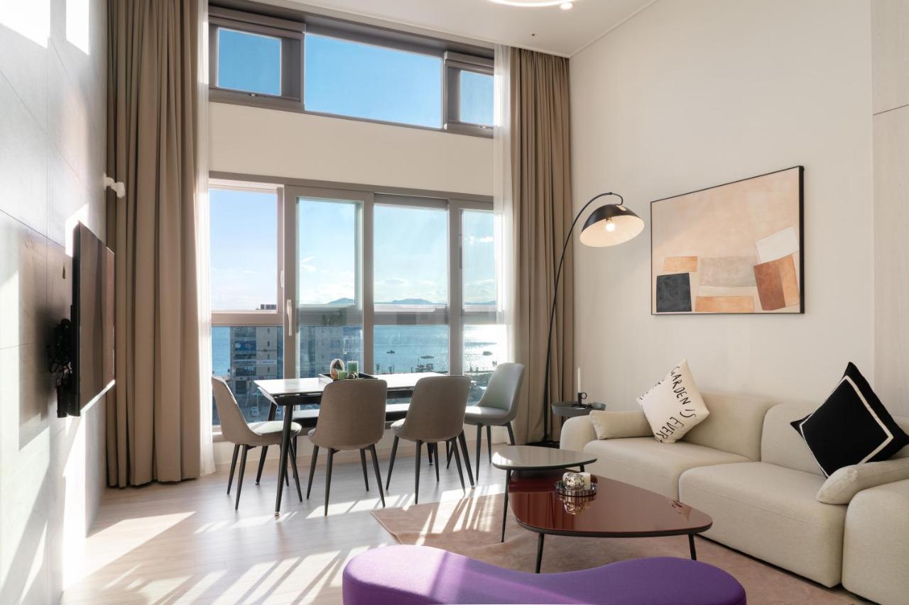 Le Collective Yeosu Apartment ภายนอก รูปภาพ